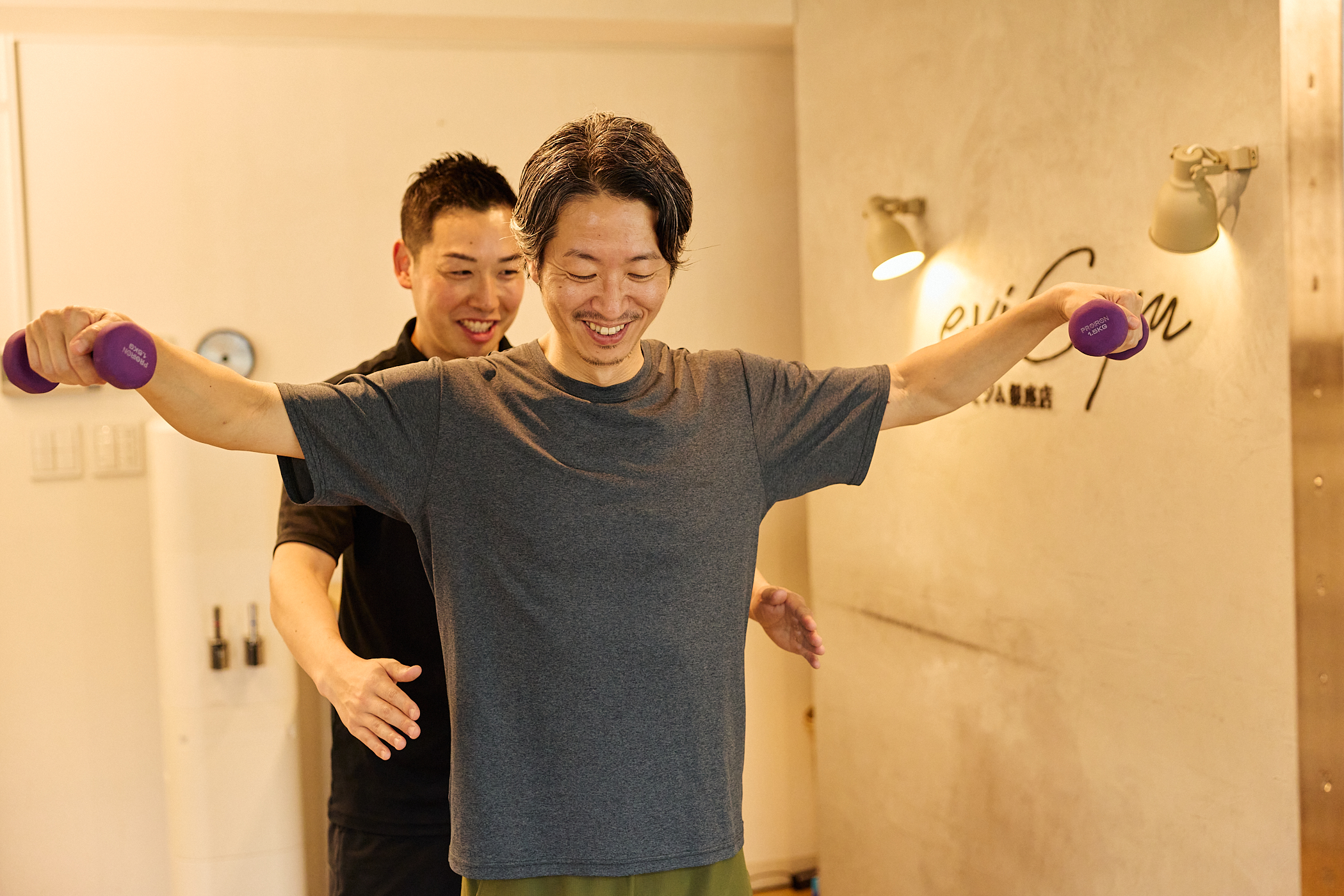 パーソナルトレーニングの様子（会話と安心感）