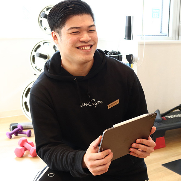 滝口トレーナー