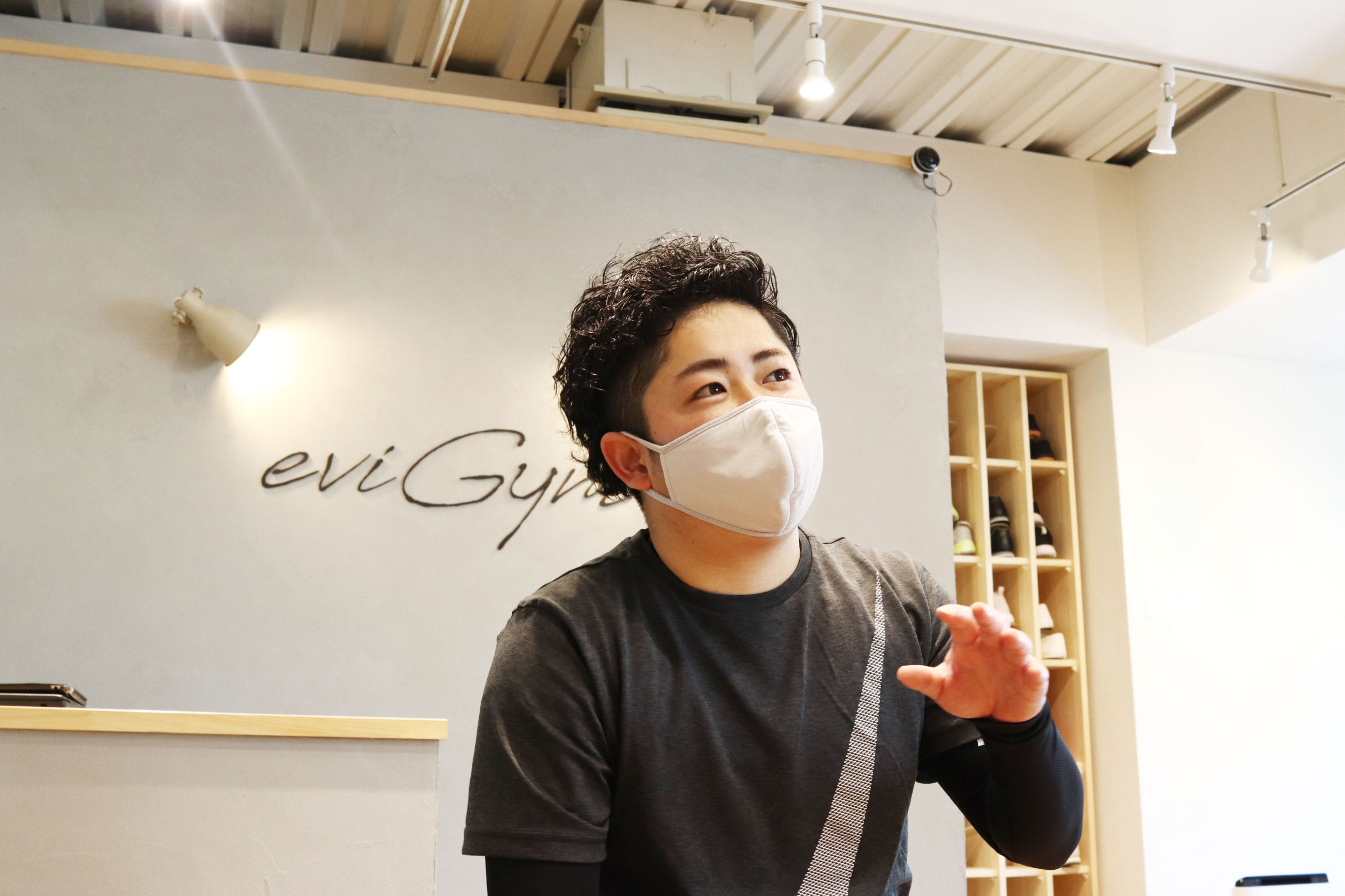 話しているお客様