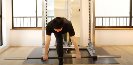 シングルレッグデッドリフト