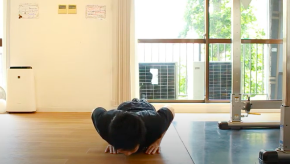 ナロープッシュアップ