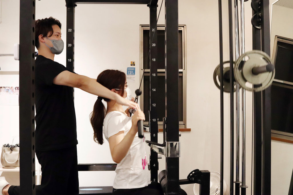 菅野さんと佐々木トレーナー