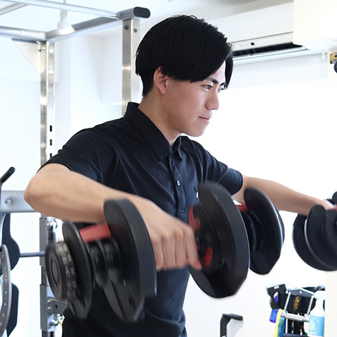 飯塚トレーナー