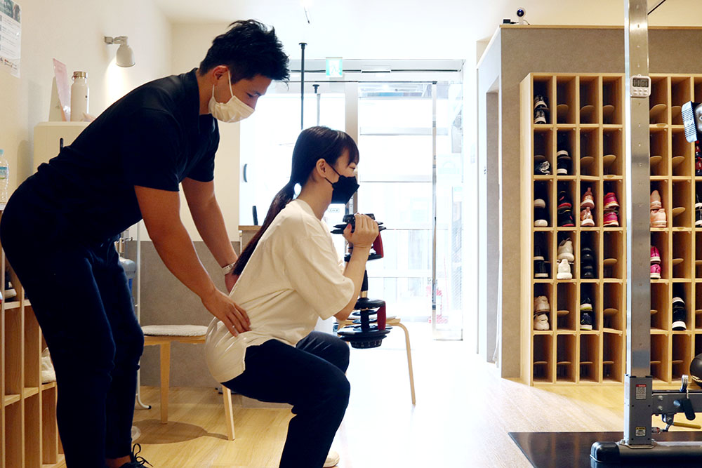 下半身のトレーニングをしている様子