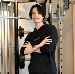 中本 直希